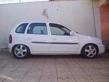 Acervo do Corsa Clube (7904)